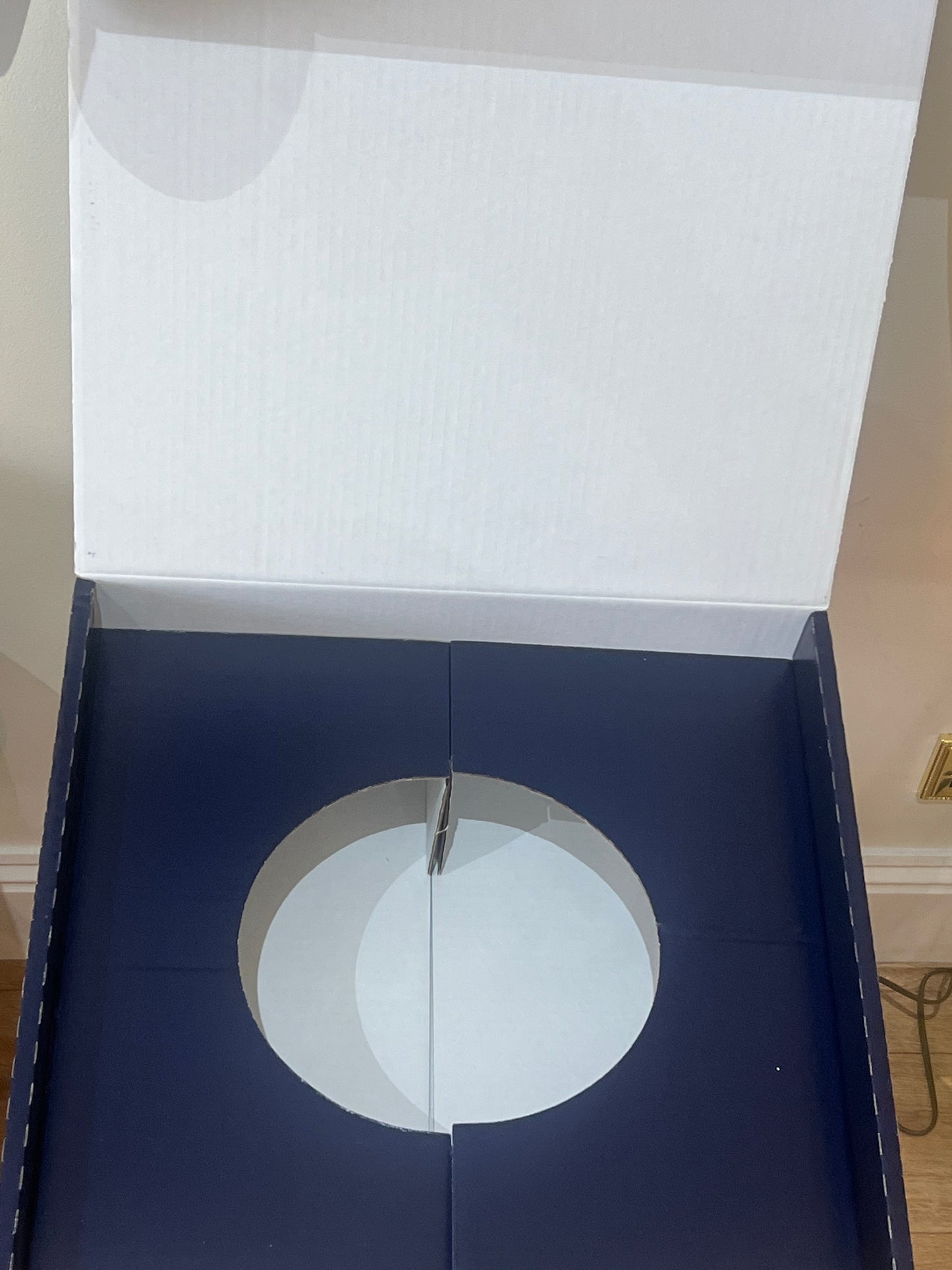 Hatbox